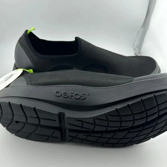 NWT OOFOS OOMG EEZEE MEN BLACK US SIZE 11 slip on shoe style 5082 NIB - Picture 16 of 16
